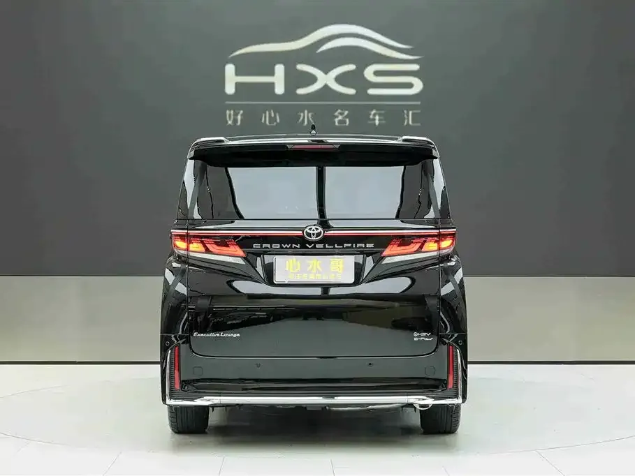 Toyota Vellfire — фото 5