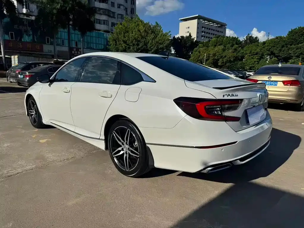 Honda Accord 2021 из CN, фото 5