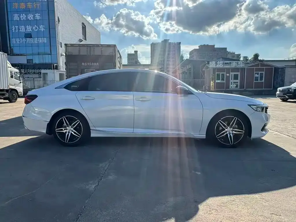 Honda Accord 2021 из CN, фото 8
