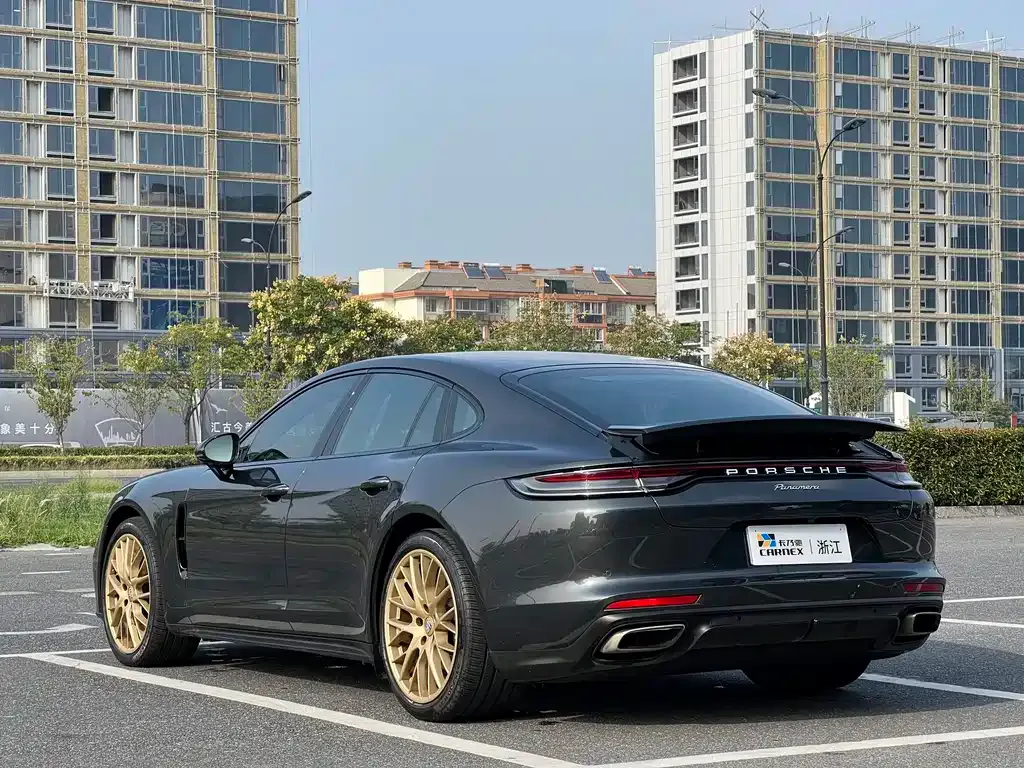 Porsche Panamera — фото 6