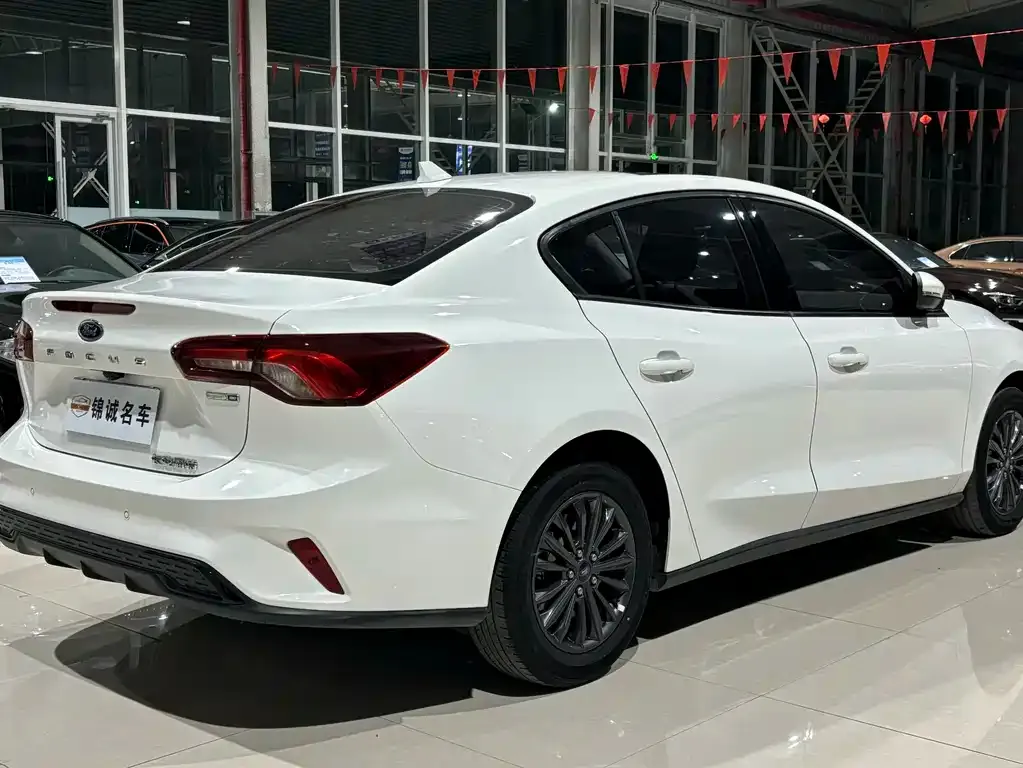 [object Object] Focus 2023 из CN, фото 4