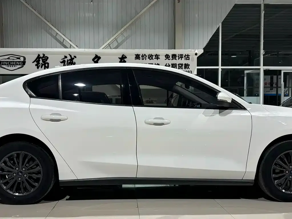 [object Object] Focus 2023 из CN, фото 7