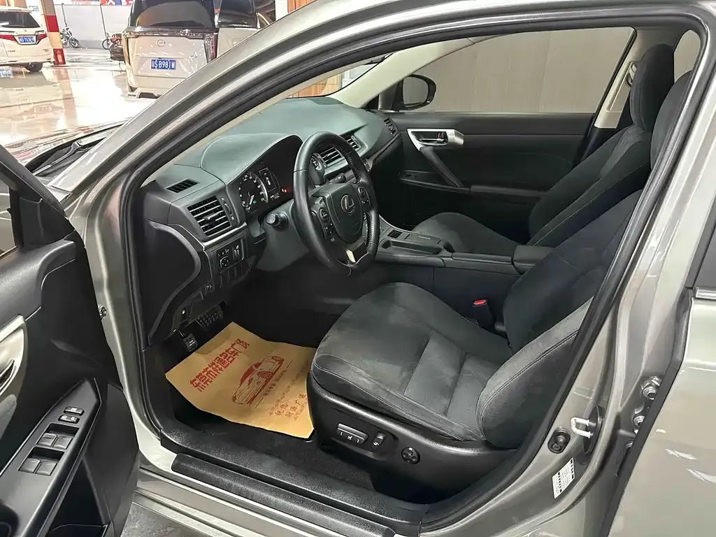 Lexus CT 2021 из CN, фото 3