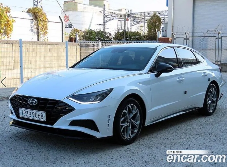 Hyundai Sonata 2022 из KR, фото 1