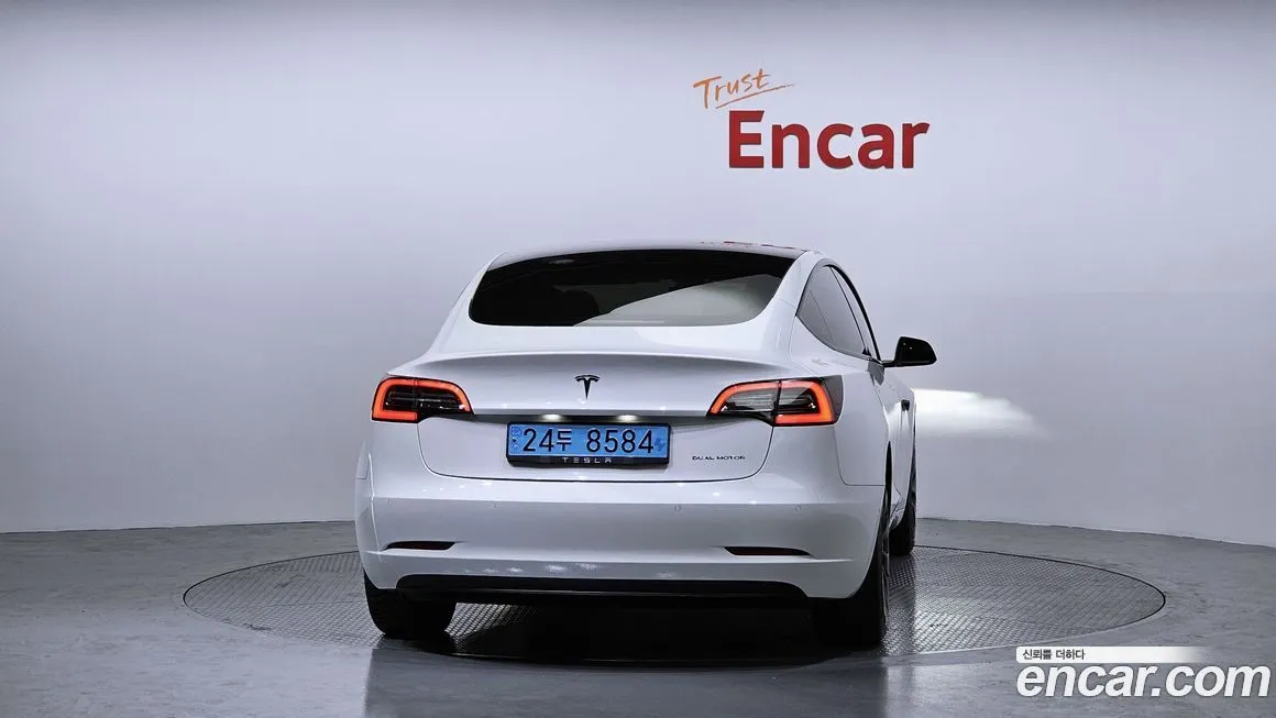 Tesla Model 3 2021 из KR, фото 4