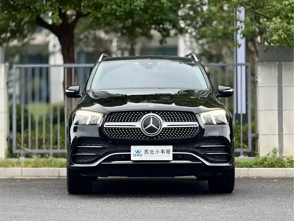 Mercedes-Benz GLE — фото 1