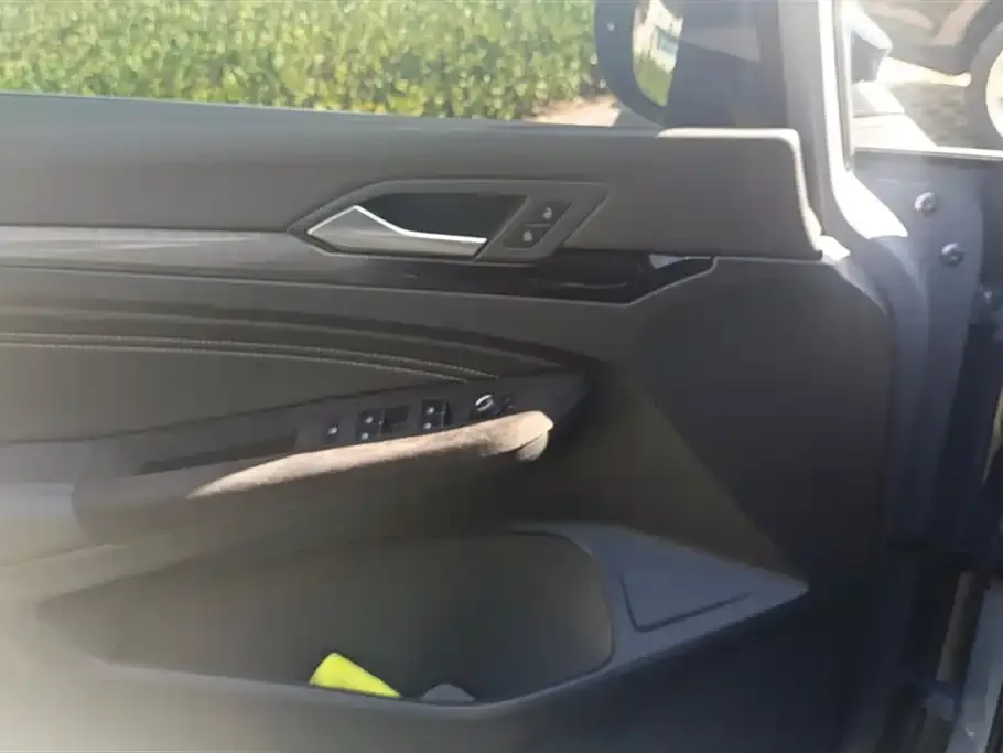 Volkswagen Golf 2022 из CN, фото 7