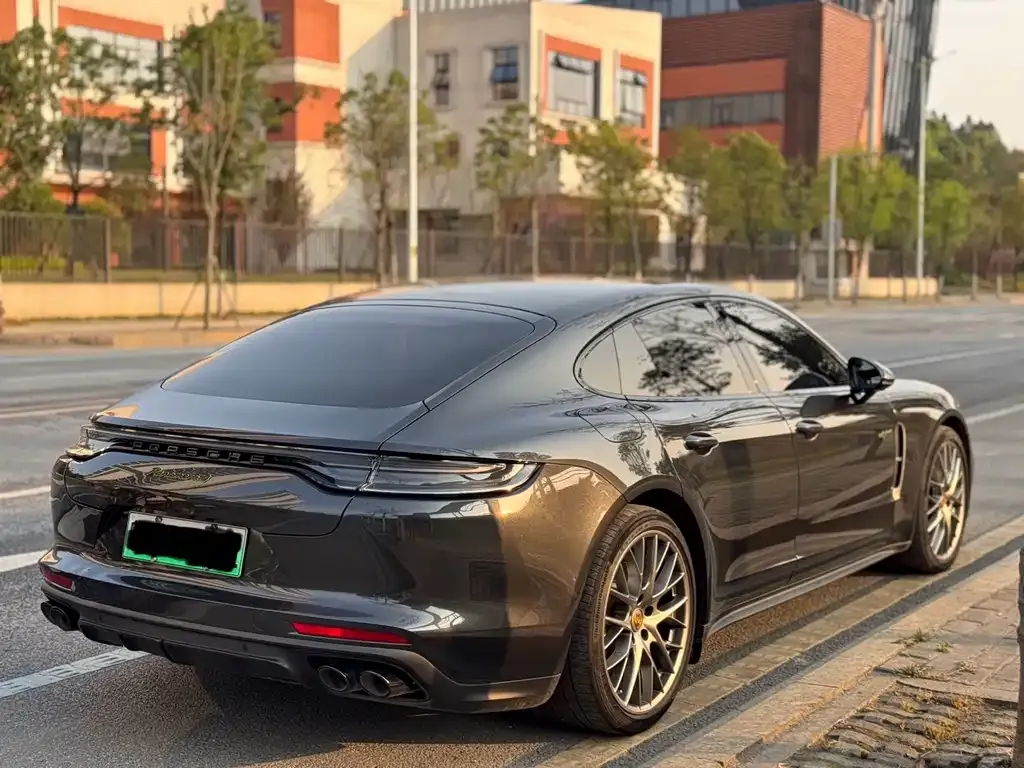 Porsche Panamera Hybrid 2023 из CN, фото 4