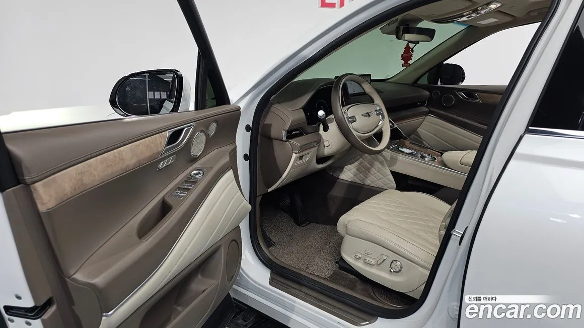 Genesis GV80 — фото 10