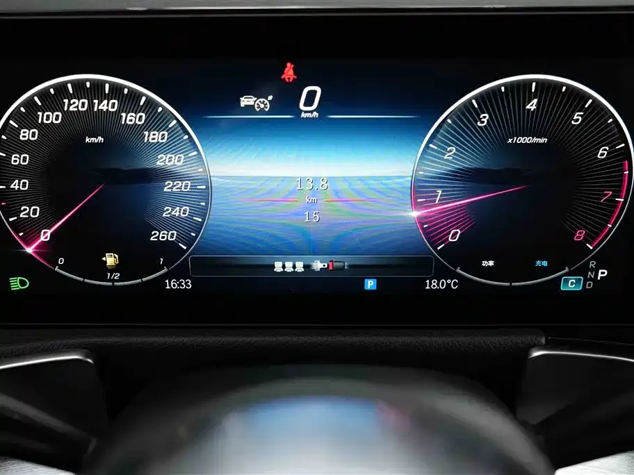Mercedes-Benz GLB 2025 из CN, фото 7