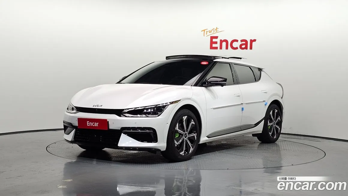 Kia EV6 2023 из KR, фото 1