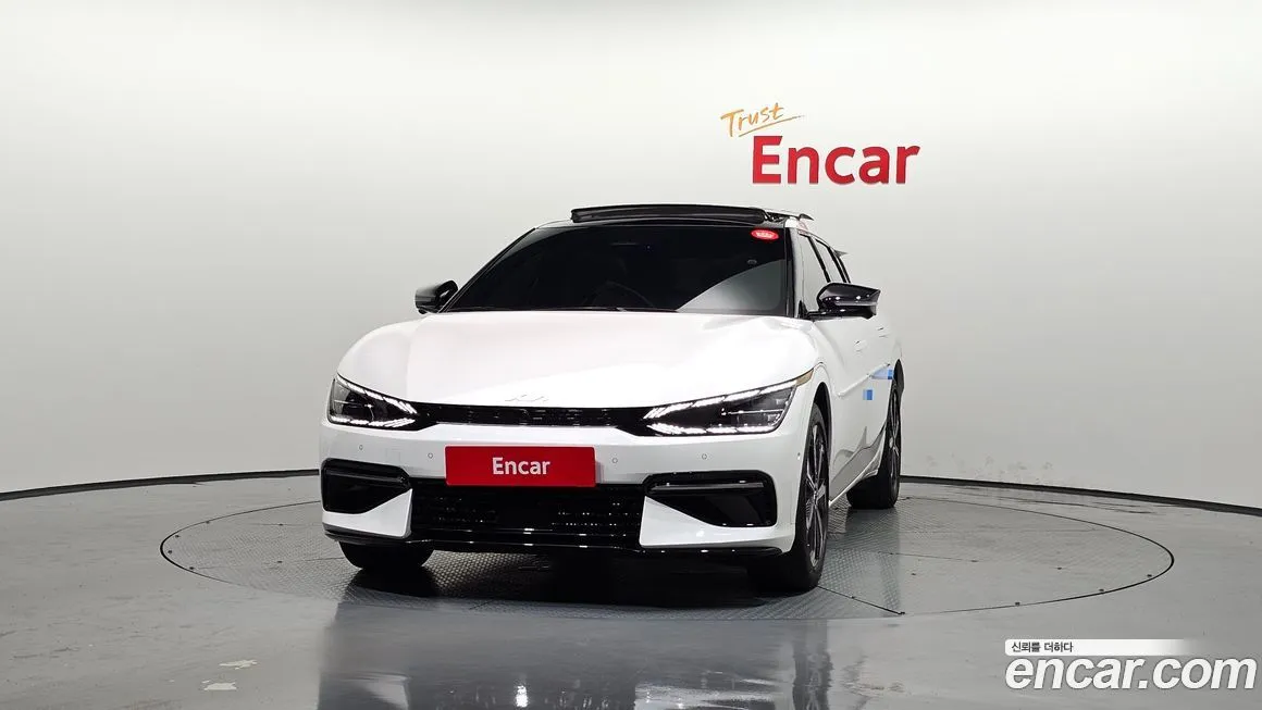 Kia EV6 2023 из KR, фото 3