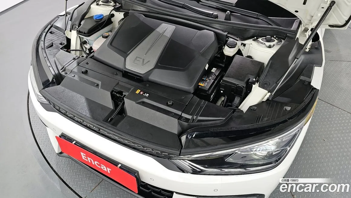 Kia EV6 2023 из KR, фото 6