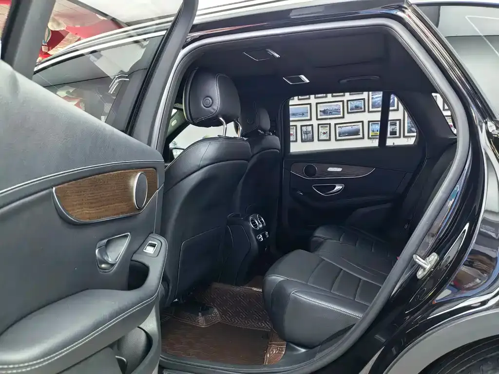 Mercedes-Benz GLC 2023 из CN, фото 10