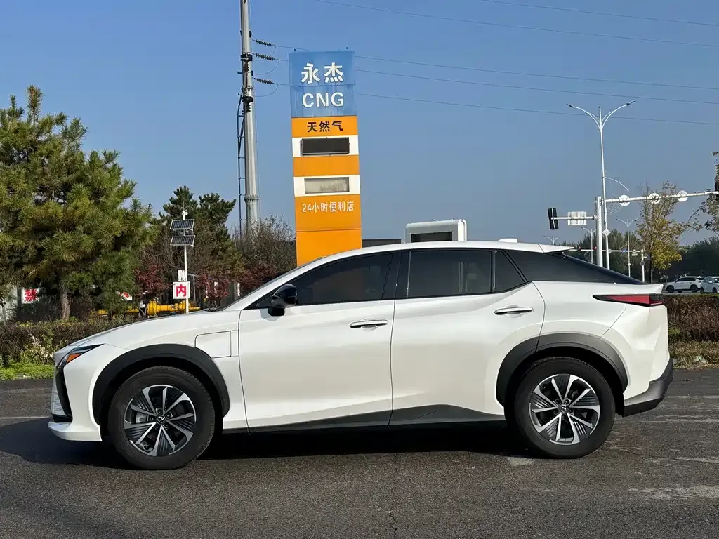 Lexus RZ 2024 из CN, фото 4