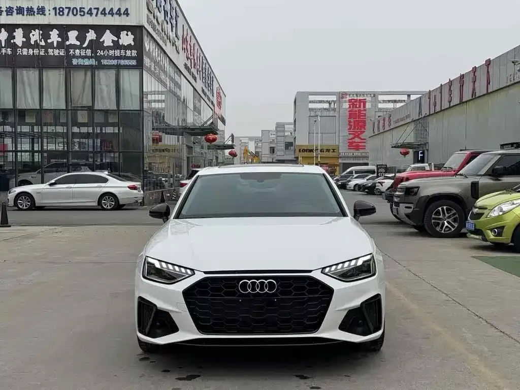 Audi A4L 2023 из CN, фото 2