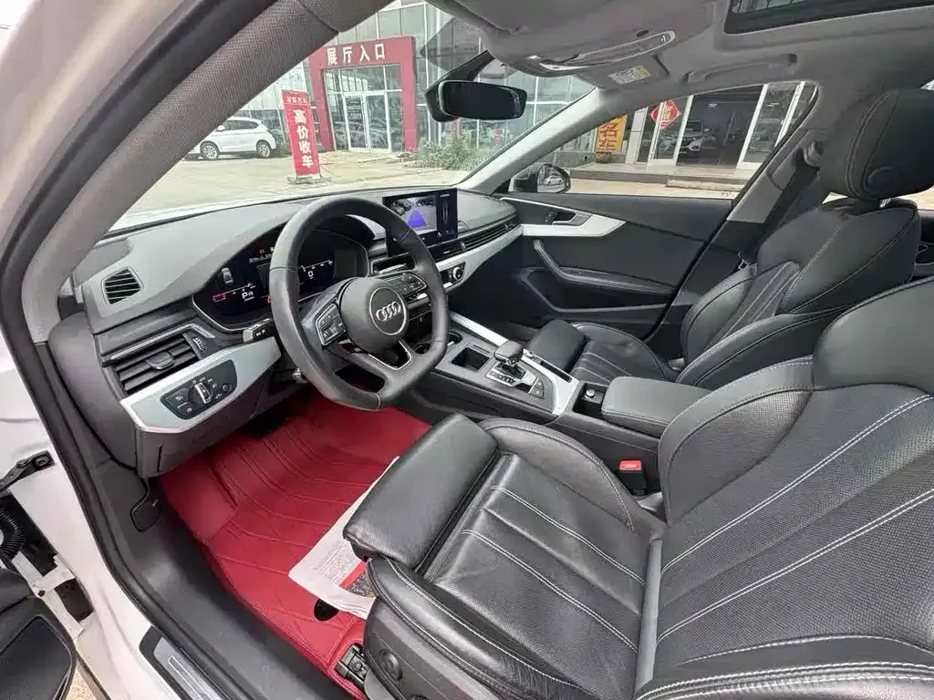 Audi A4L 2023 из CN, фото 4
