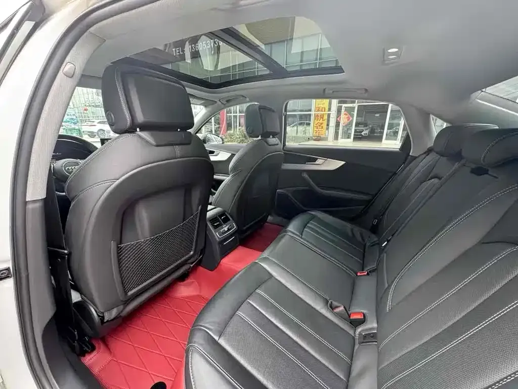 Audi A4L 2023 из CN, фото 6