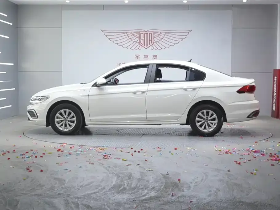 [object Object] Bora 2023 из CN, фото 2