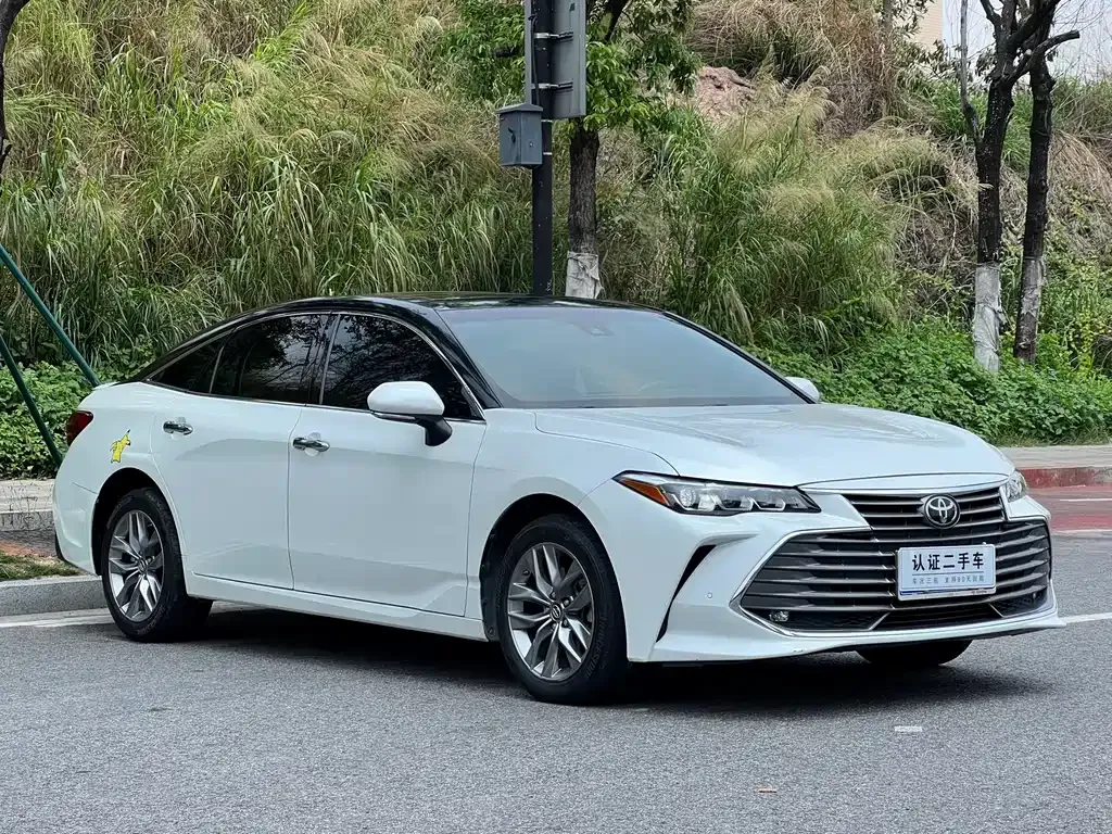 Toyota Avalon 2022 из CN, фото 3