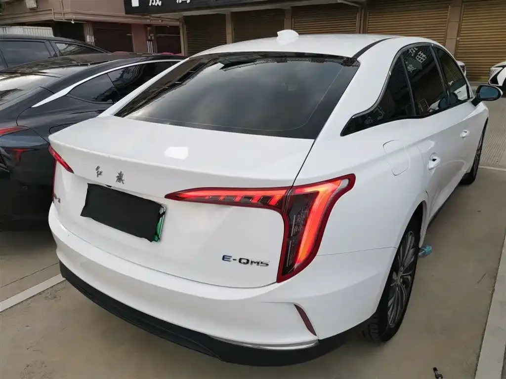 Hongqi E-QM5 2023 из CN, фото 7