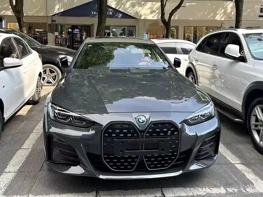 BMW i4 2022 из CN, фото 2