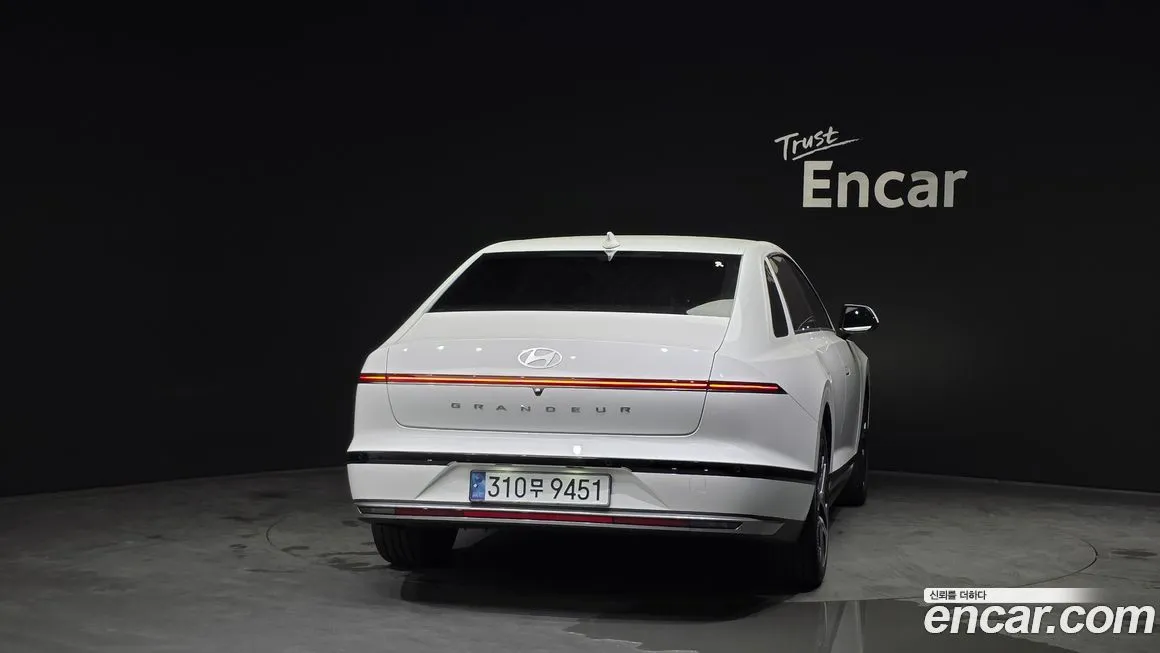 Hyundai Grandeur 2023 из KR, фото 4