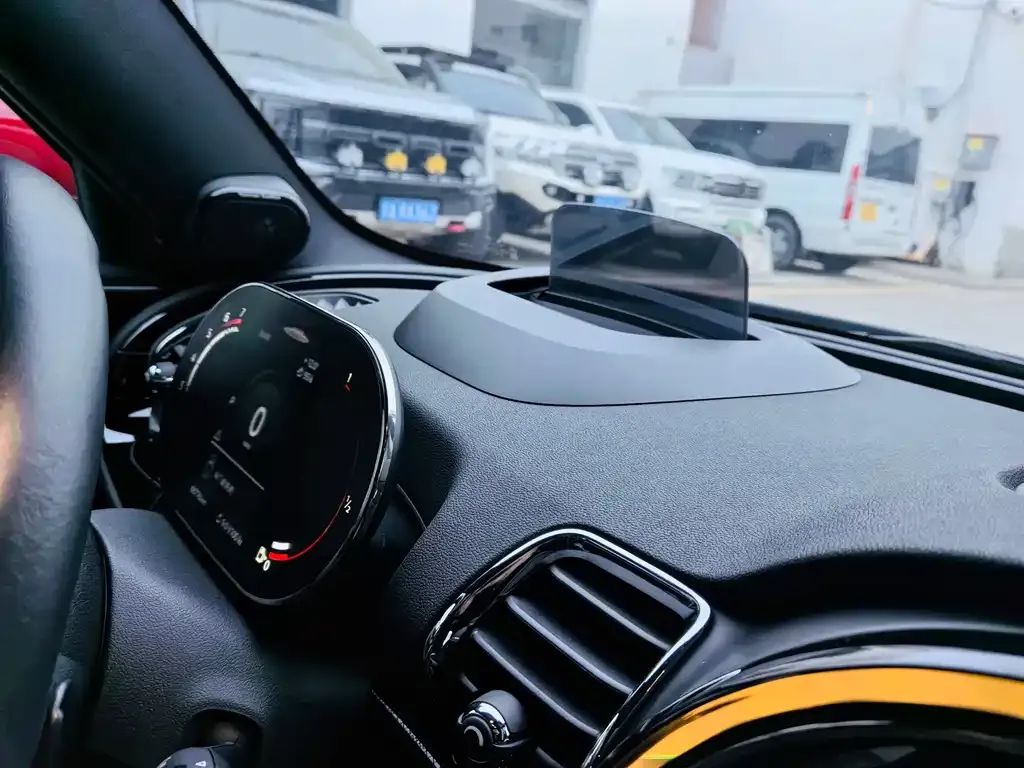 MINI Clubman JCW 2021 из CN, фото 9