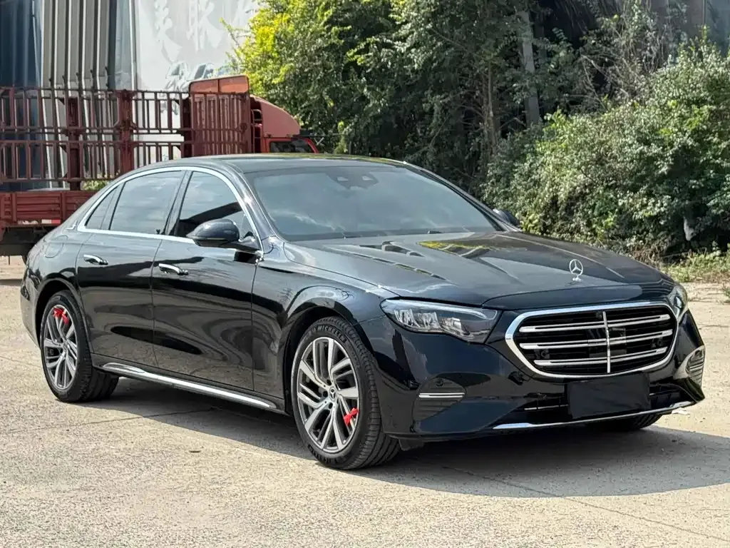 Mercedes-Benz E-Class 2025 из CN, фото 2