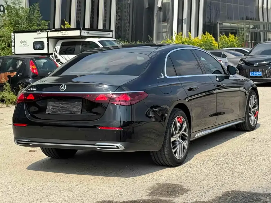 Mercedes-Benz E-Class 2025 из CN, фото 6