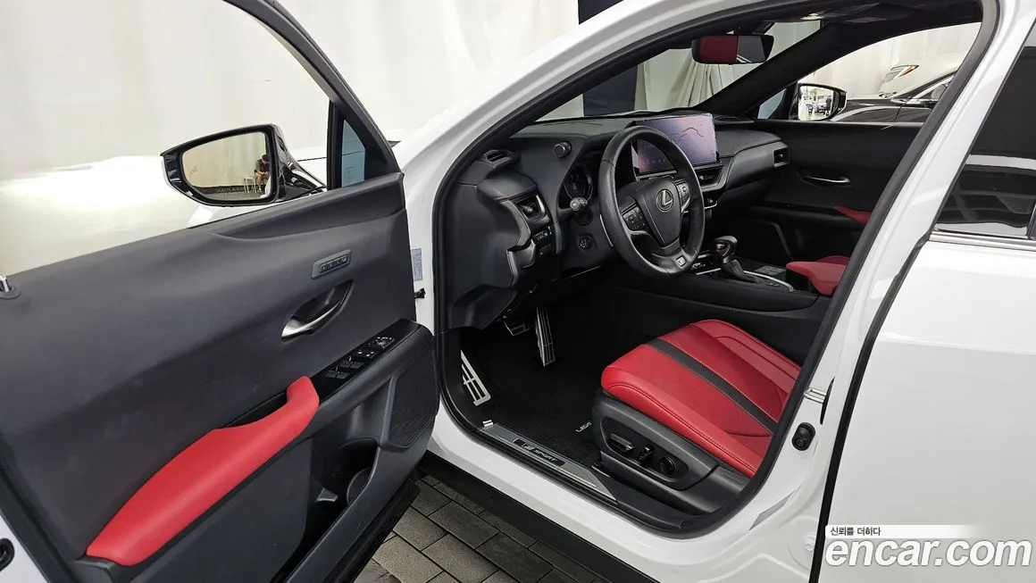 Lexus UX 2024 из KR, фото 10