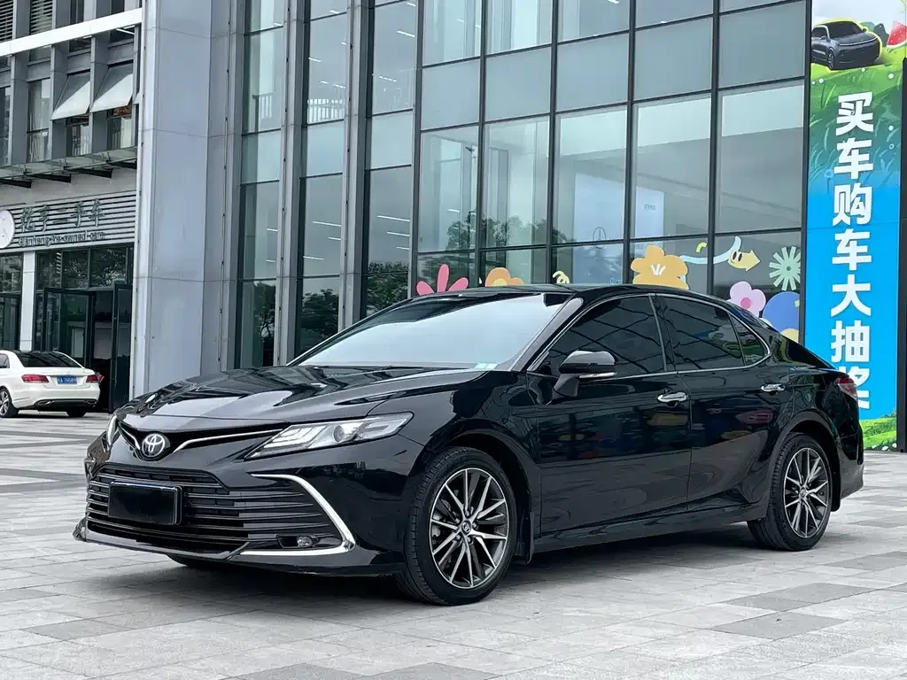 Toyota Camry 2022 из CN, фото 1