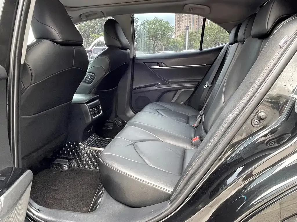 Toyota Camry 2022 из CN, фото 8