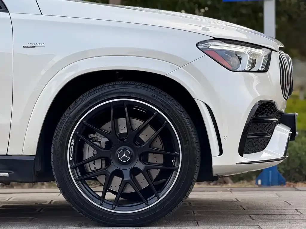 Mercedes-Benz GLE AMG — фото 5