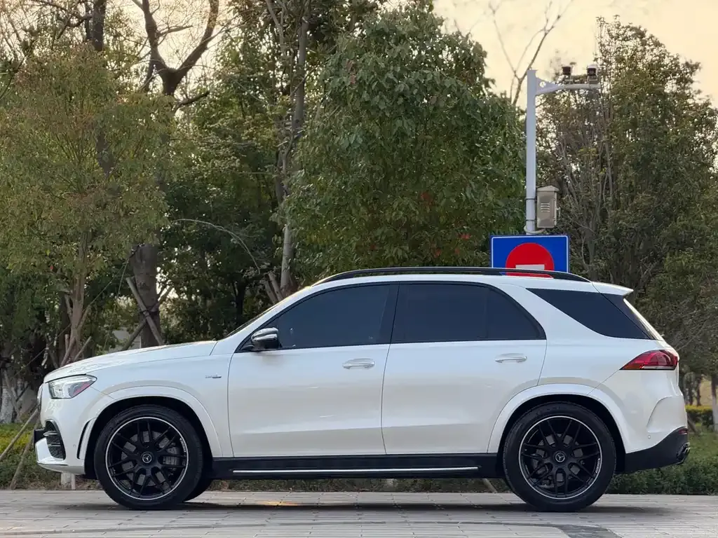 Mercedes-Benz GLE AMG — фото 6