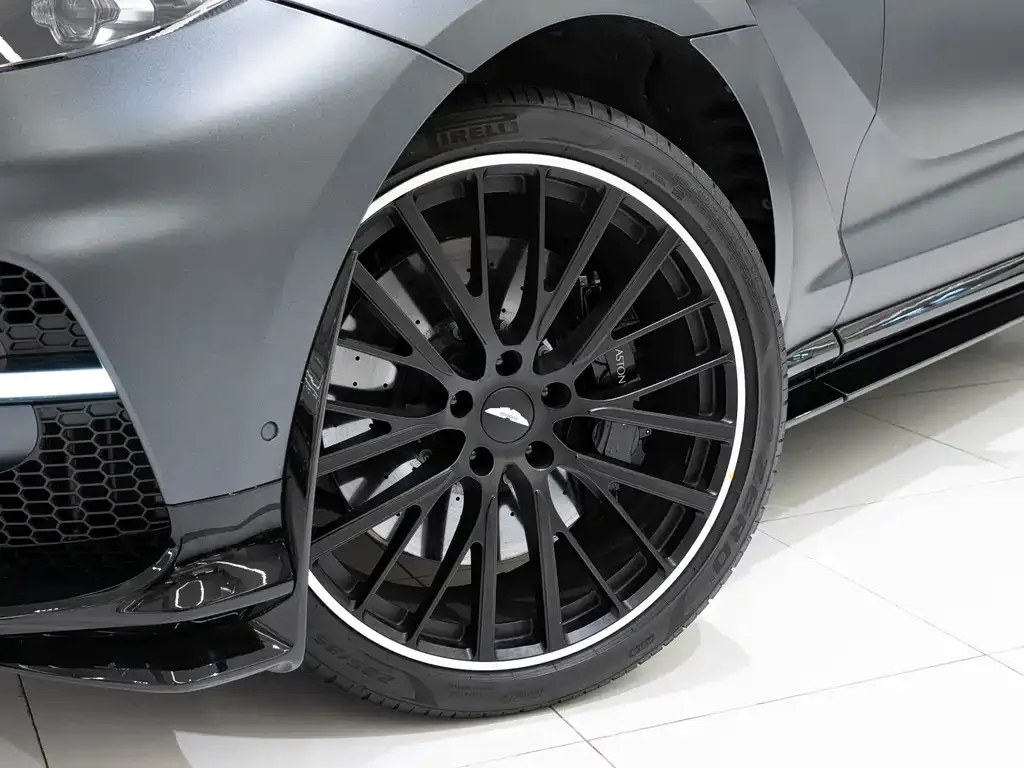 Aston Martin DBX 2024 из CN, фото 7