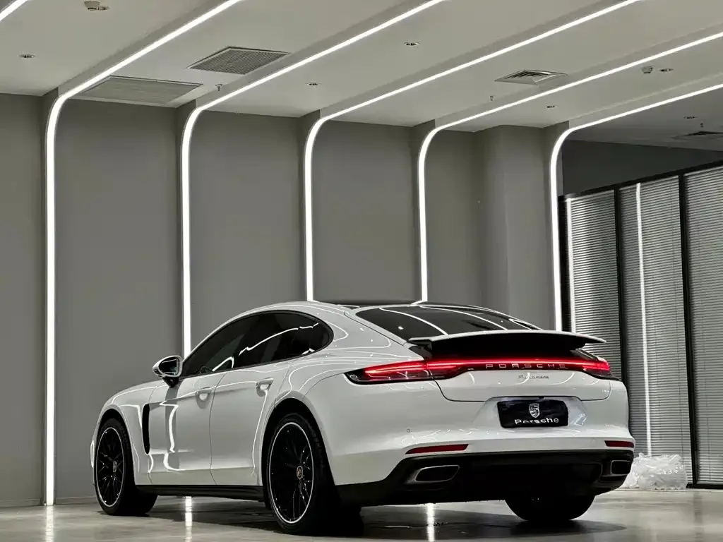 Porsche Panamera 2022 из CN, фото 10
