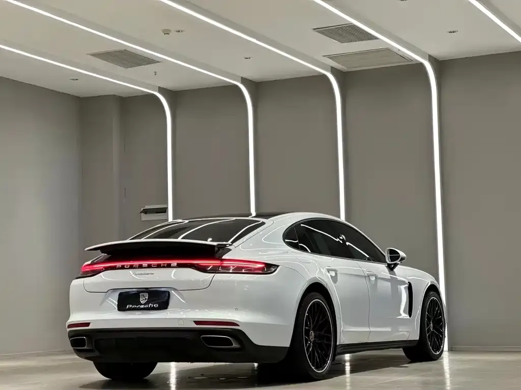 Porsche Panamera 2022 из CN, фото 8