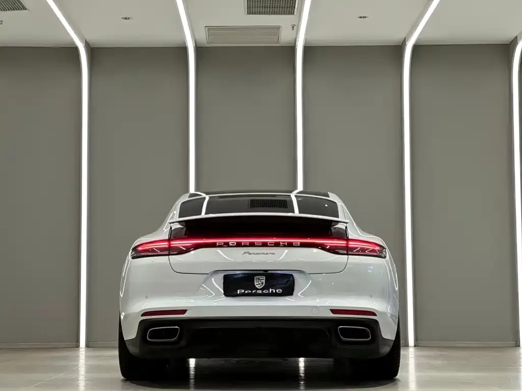Porsche Panamera 2022 из CN, фото 9