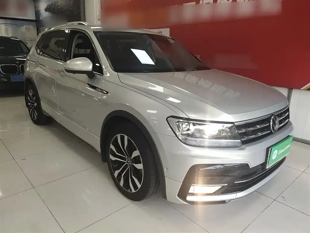 Volkswagen Tiguan L 2021 из CN, фото 4