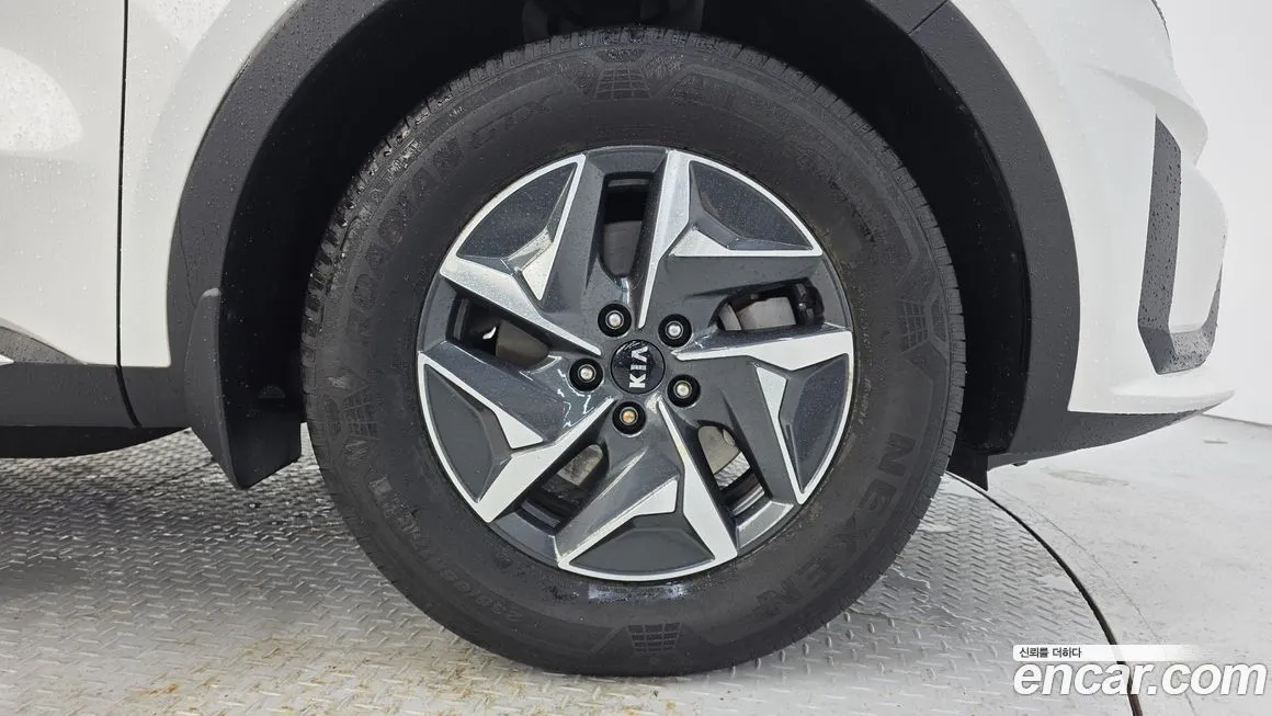 Kia Sorento — фото 5