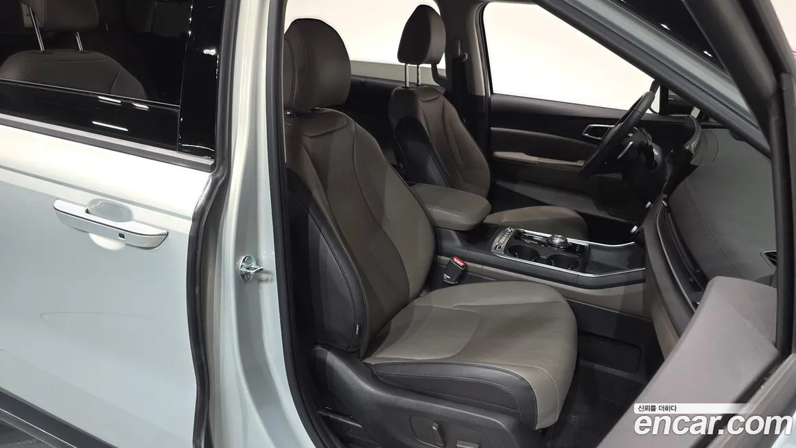 Kia Carnival 2025 из KR, фото 10