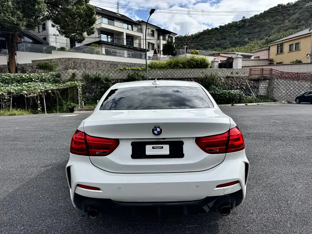 BMW 1 Series 2022 из CN, фото 5
