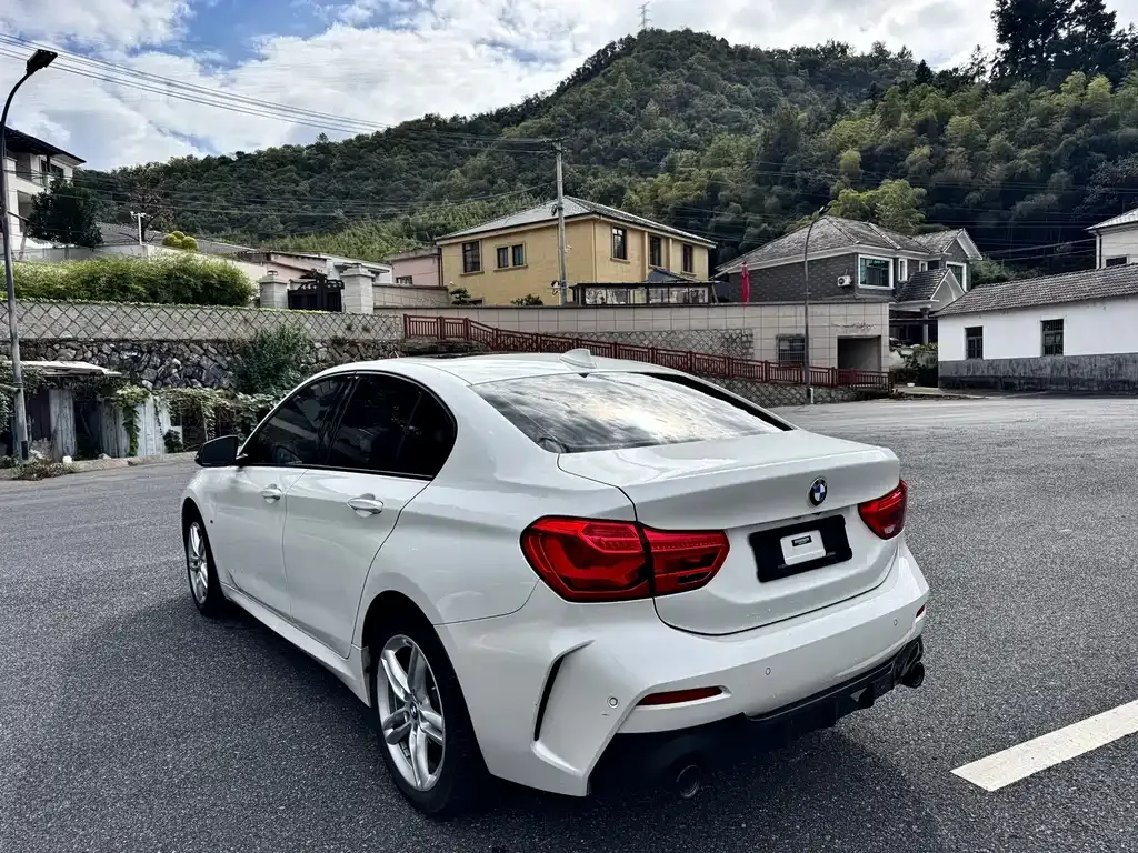 BMW 1 Series 2022 из CN, фото 7