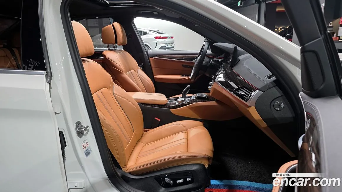 BMW 5-Series 2022 из KR, фото 10
