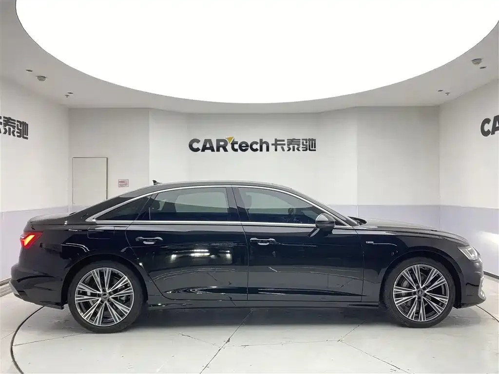 Audi A6L 2024 из CN, фото 5