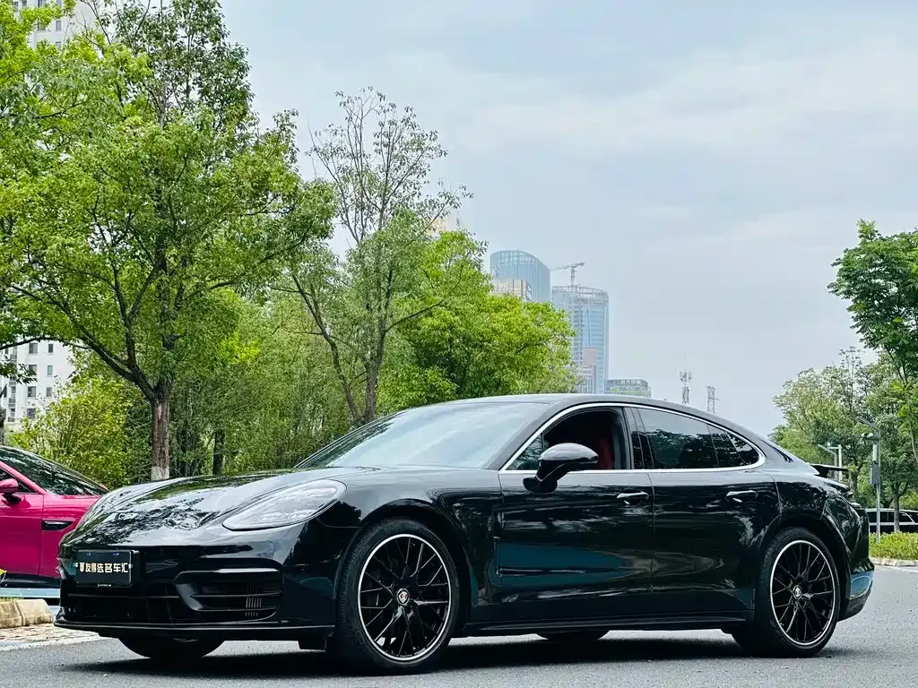 Porsche Panamera 2022 из CN, фото 1