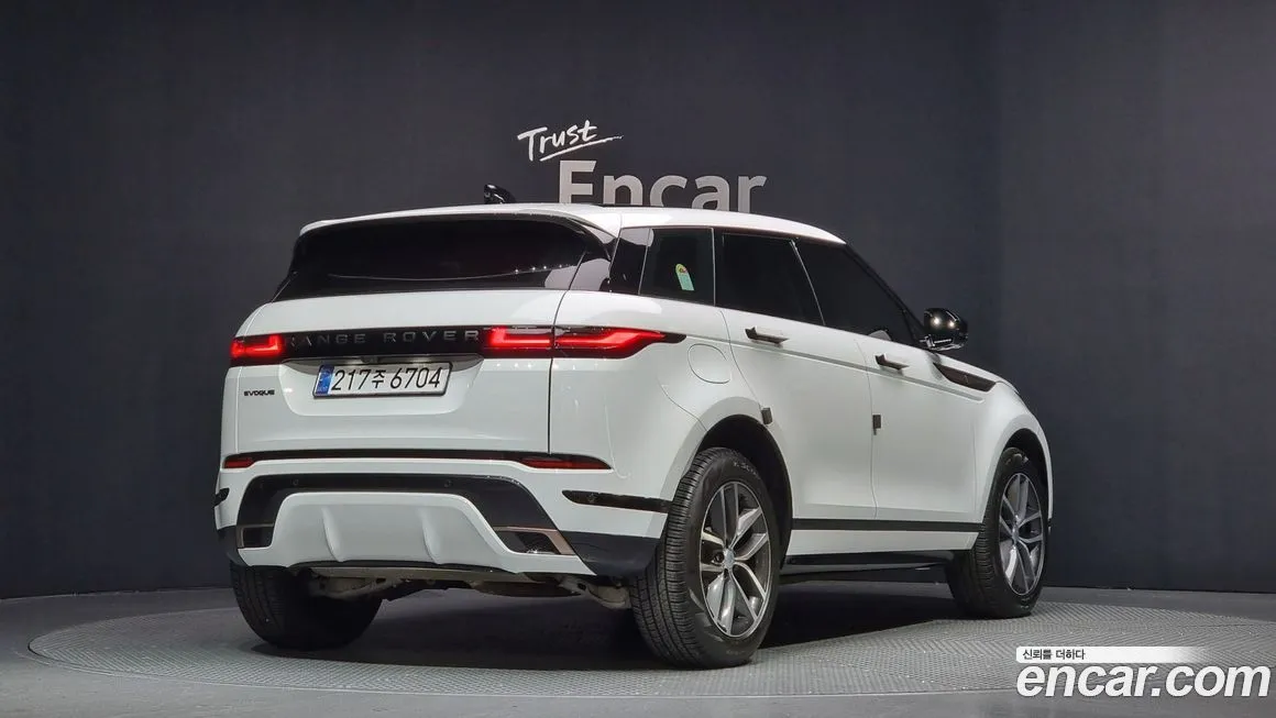 Land Rover Range Rover Evoque 2024 из KR, фото 2
