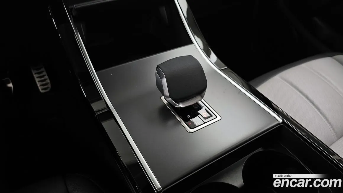 Land Rover Range Rover Evoque 2024 из KR, фото 9