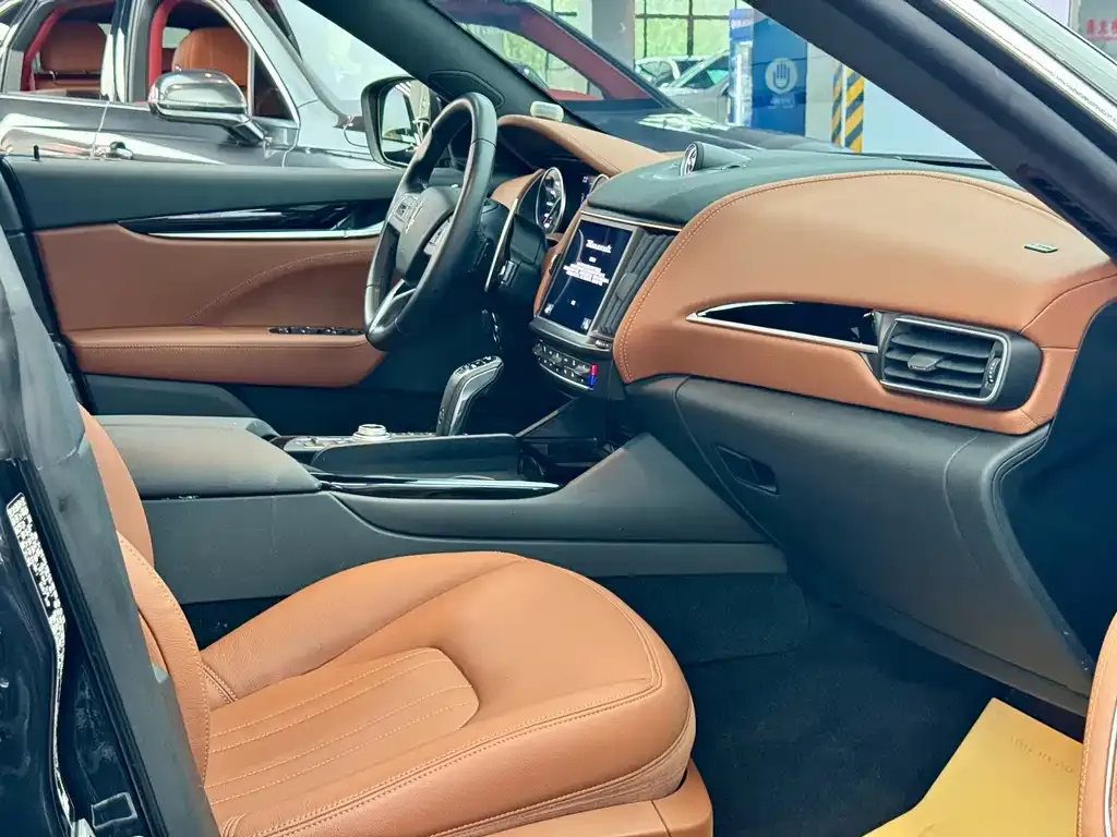 Maserati Levante 2022 из CN, фото 5